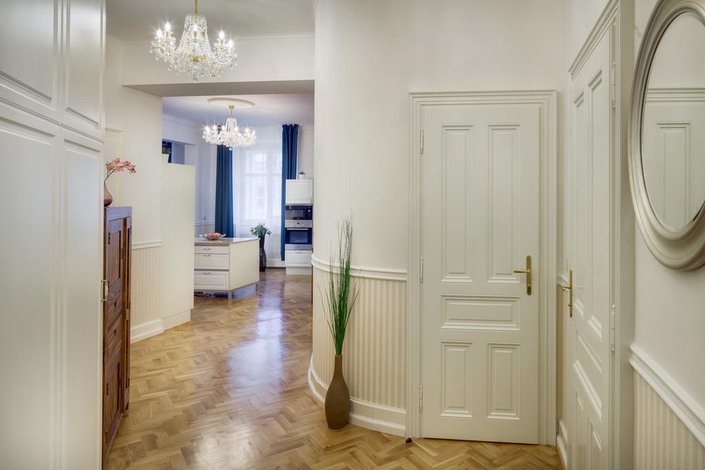Smetanovo Nabrezi - Riverview Old Town Apartment Praha Eksteriør bilde