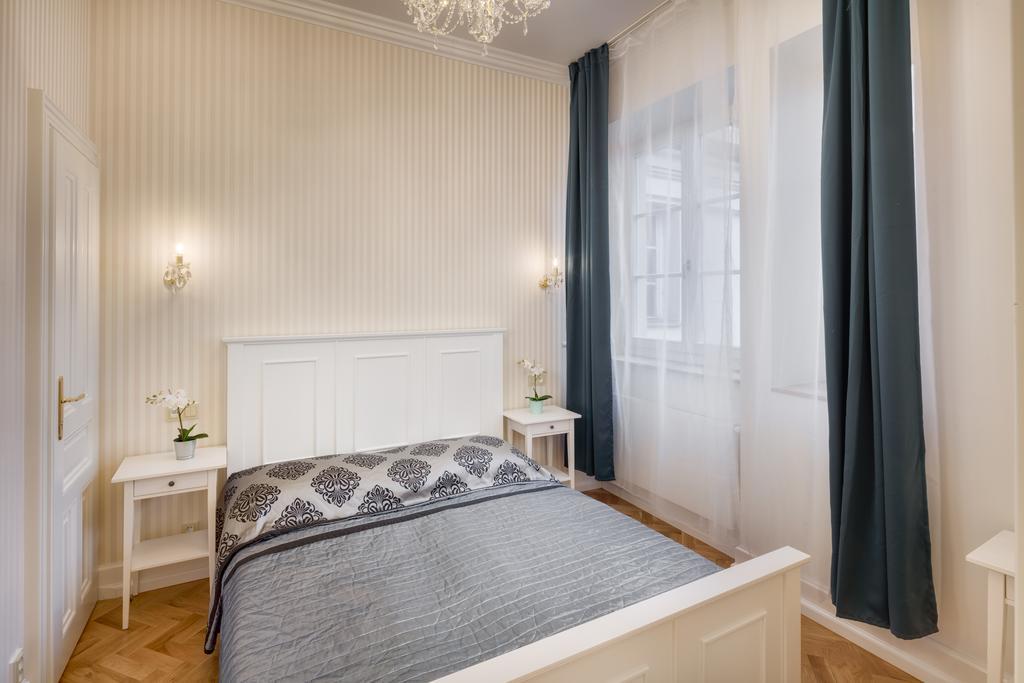 Smetanovo Nabrezi - Riverview Old Town Apartment Praha Eksteriør bilde